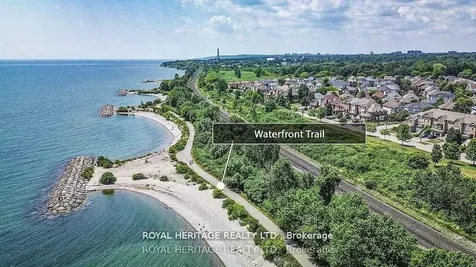 47 Cherryhill Avenue Toronto ON M1C 1W9