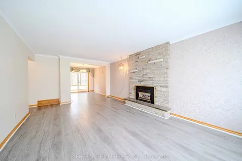 102 Meadowvale Road Toronto ON M1C 1S1