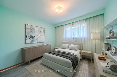 102 Meadowvale Road Toronto ON M1C 1S1