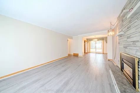 102 Meadowvale Road Toronto ON M1C 1S1