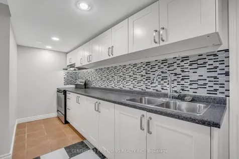 140 Bathgate Drive Toronto ON M1C 1T5