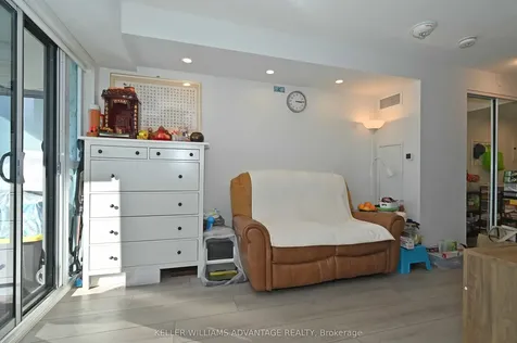 20 Meadowglen Place Toronto ON M1G 0A9