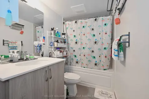 20 Meadowglen Place Toronto ON M1G 0A9
