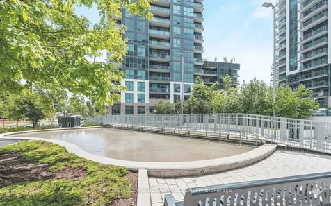 20 Meadowglen Place Toronto ON M1G 0A9