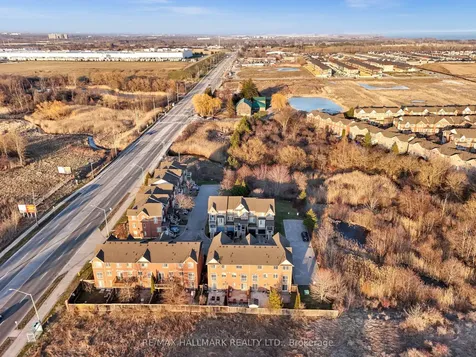 16 Boone Lane Ajax ON L1S 7S3