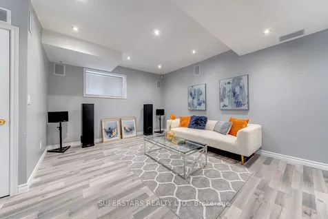 10 Colleridge Street Ajax ON L1Z 2C1