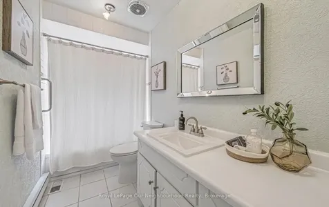 81 Marica Avenue Oshawa ON L1G 3G9