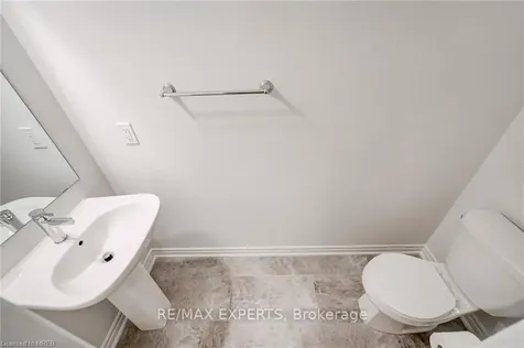 185 South Ocean Drive Oshawa ON L1L 0K4