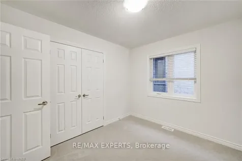 185 South Ocean Drive Oshawa ON L1L 0K4
