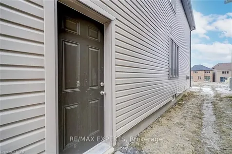 185 South Ocean Drive Oshawa ON L1L 0K4