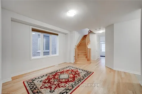 185 South Ocean Drive Oshawa ON L1L 0K4