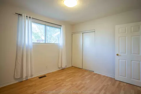 2728 Kennedy Road Toronto ON M1T 3H9