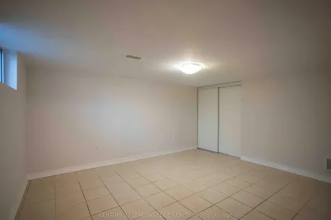 2728 Kennedy Road Toronto ON M1T 3H9