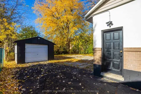 2728 Kennedy Road Toronto ON M1T 3H9