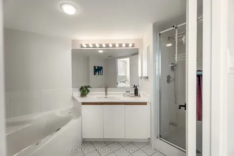 3233 Eglinton Avenue E Toronto ON M1J 3N6