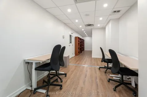 3233 Eglinton Avenue E Toronto ON M1J 3N6