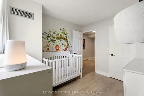 3233 Eglinton Avenue E Toronto ON M1J 3N6