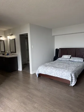 2330 Bridletowne Circle Toronto ON M1W 3P6