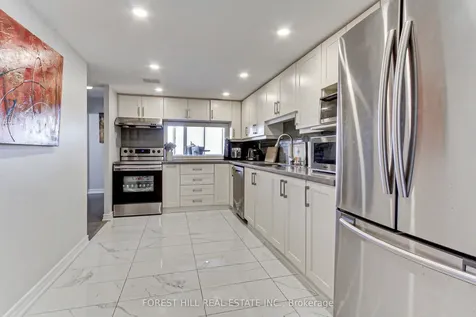 2330 Bridletowne Circle Toronto ON M1W 3P6