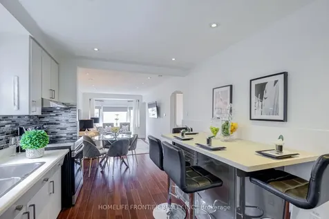 1105 Greenwood Avenue Toronto ON M4J 4E5