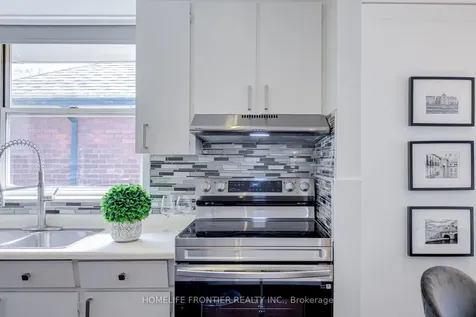 1105 Greenwood Avenue Toronto ON M4J 4E5