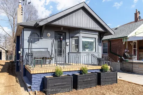 1105 Greenwood Avenue Toronto ON M4J 4E5