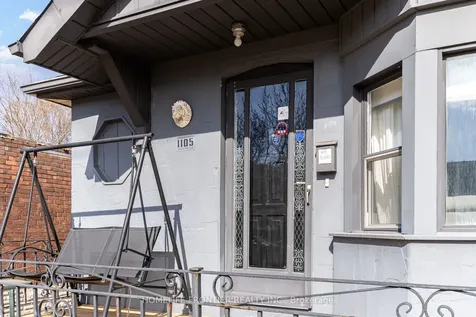 1105 Greenwood Avenue Toronto ON M4J 4E5