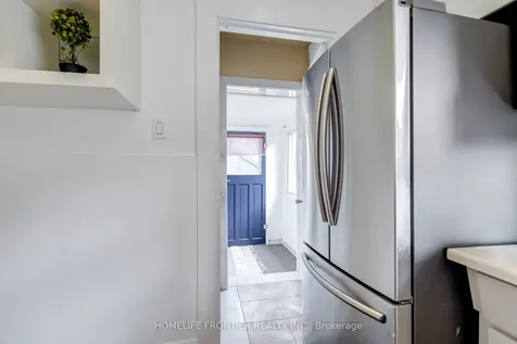 1105 Greenwood Avenue Toronto ON M4J 4E5