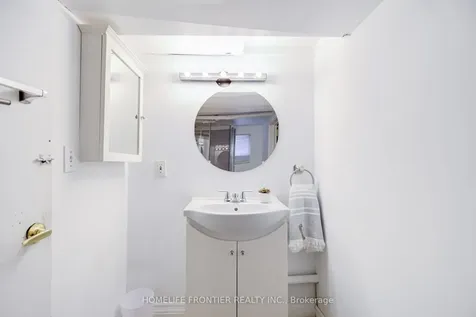 1105 Greenwood Avenue Toronto ON M4J 4E5