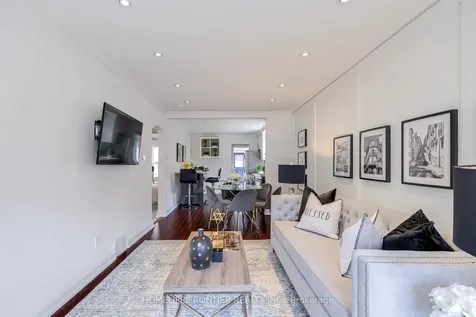 1105 Greenwood Avenue Toronto ON M4J 4E5