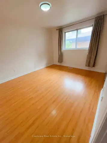 65 Highcourt Crescent Toronto ON M1H 2L7