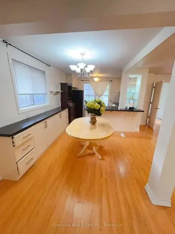 65 Highcourt Crescent Toronto ON M1H 2L7
