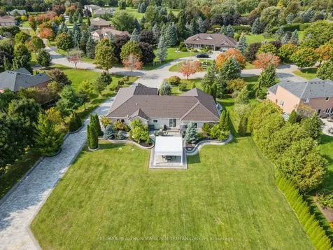 23 Steepleview Court Oshawa ON L1H 0S6