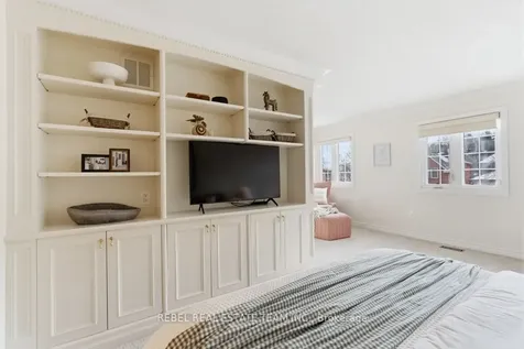 82 Ravenscroft Road Ajax ON L1T 1W5