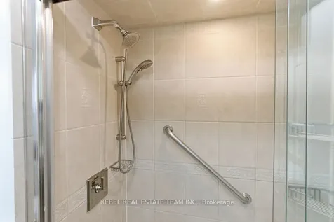 82 Ravenscroft Road Ajax ON L1T 1W5