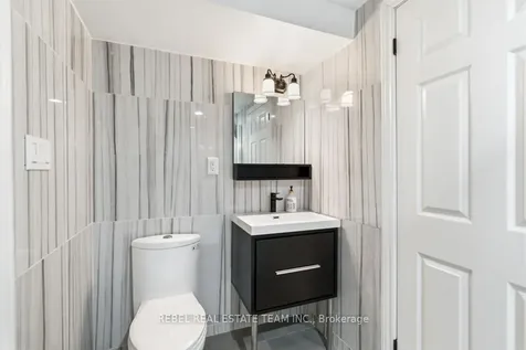 82 Ravenscroft Road Ajax ON L1T 1W5