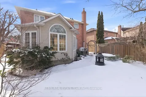 82 Ravenscroft Road Ajax ON L1T 1W5