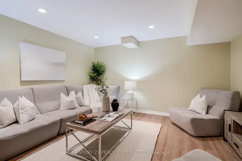 50 Angus Drive Ajax ON L1S 5C3