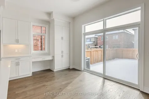 13 Brabin Circle N Whitby ON L1P 0C1