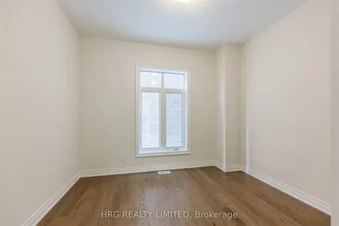 13 Brabin Circle N Whitby ON L1P 0C1