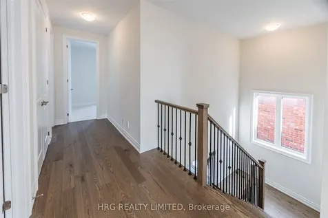 13 Brabin Circle N Whitby ON L1P 0C1