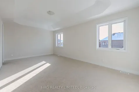 13 Brabin Circle N Whitby ON L1P 0C1