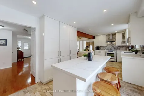 20 Beaumont Drive Ajax ON L1T 1R8