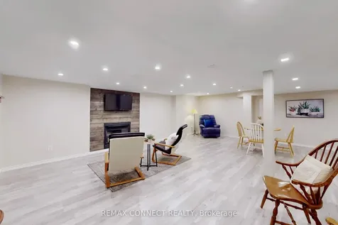 20 Beaumont Drive Ajax ON L1T 1R8