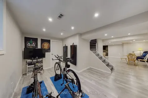 20 Beaumont Drive Ajax ON L1T 1R8