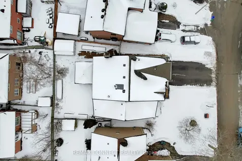 20 Beaumont Drive Ajax ON L1T 1R8