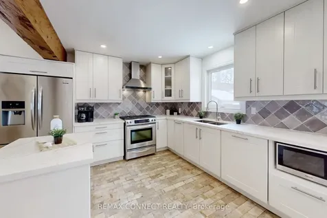 20 Beaumont Drive Ajax ON L1T 1R8