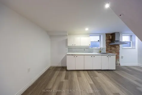 180 Severn Street Oshawa ON L1J 6R7