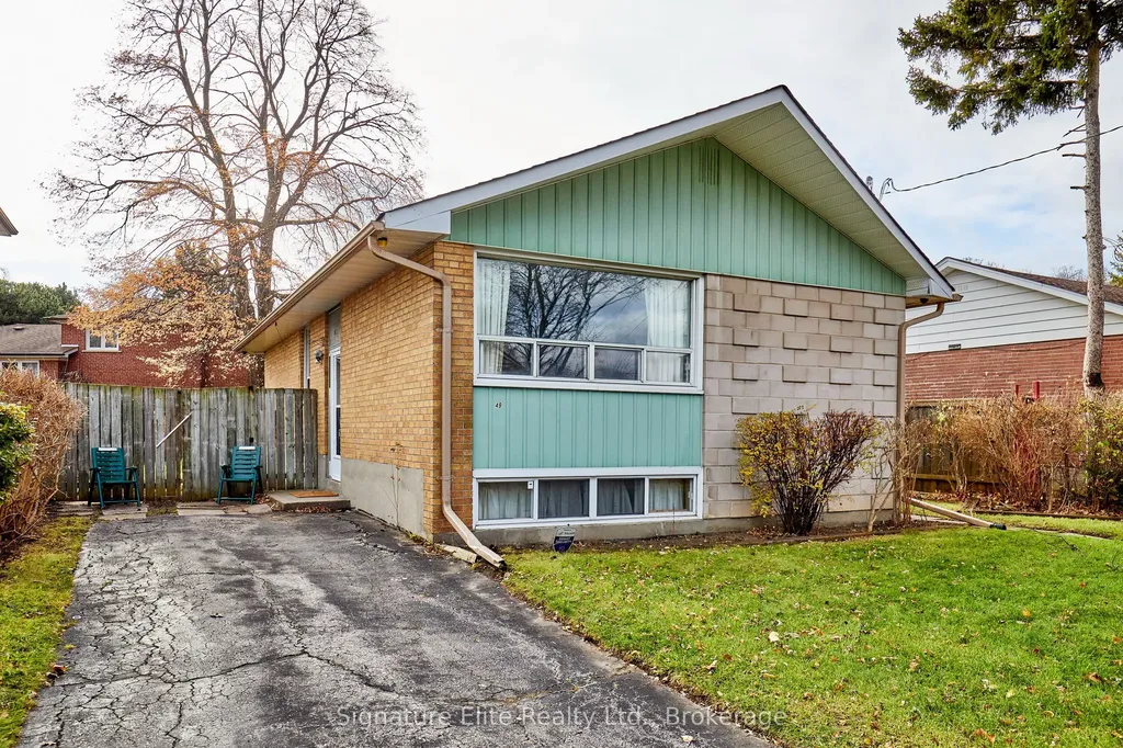 49 Savarin Street Toronto ON M1J 1Z9