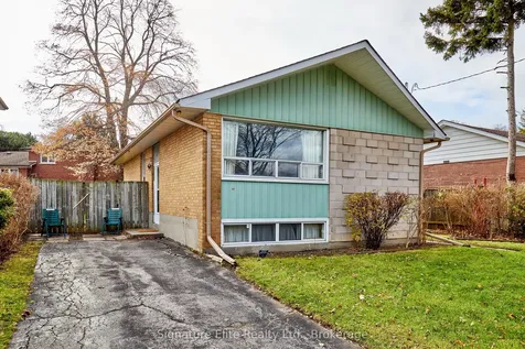 49 Savarin Street Toronto ON M1J 1Z9